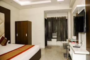 Hotel Centra Inn